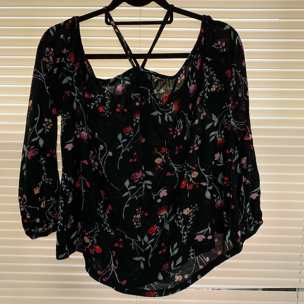 New Black purse with flowers